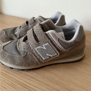 New Balance Kids Shoe- (big kid)